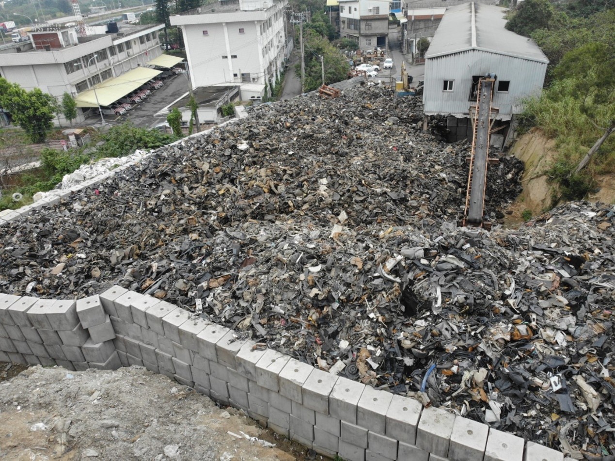 scene-of-the-waste-dumping